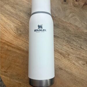 Stanley Adventure To-Go Bottle in Polar/Frost White (25 oz)